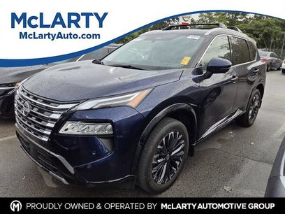 Used 2025 Nissan Rogue Platinum w/ Platinum Premium Package