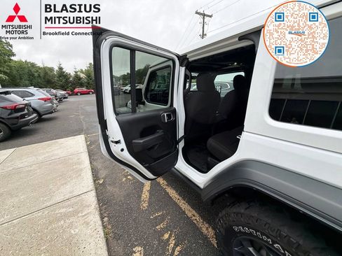 Used 2023 Jeep Wrangler Unlimited w/ Sun & Screen Package AWD/4WD image 41