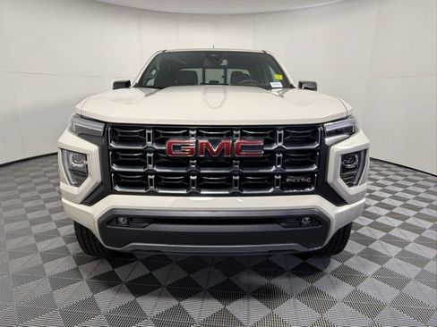 Used 2026 GMC Canyon AT4 image 15