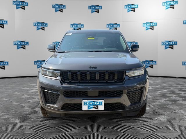 New 2026 Jeep Grand Cherokee Altitude AWD/4WD image 8