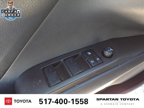 Used 2024 Toyota Camry SE image 15