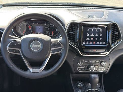 Used 2019 Jeep Cherokee Limited AWD/4WD image 27