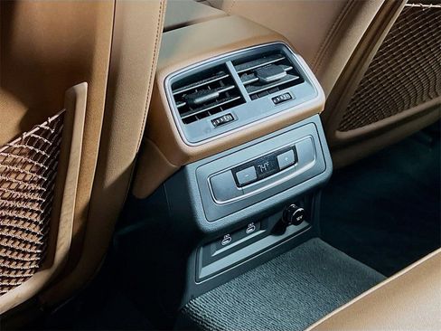 Used 2024 Audi A6 2.0T Premium w/ Convenience Package image 24