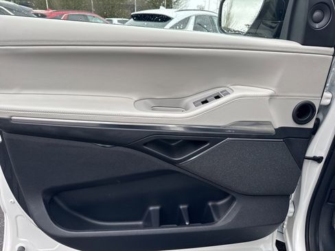 Used 2025 Lincoln Navigator L Reserve image 19