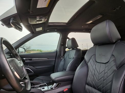 Used 2024 Kia Telluride EX X-Line image 7