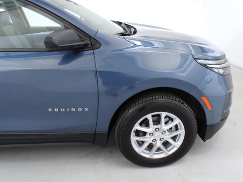 Used 2024 Chevrolet Equinox LS image 11