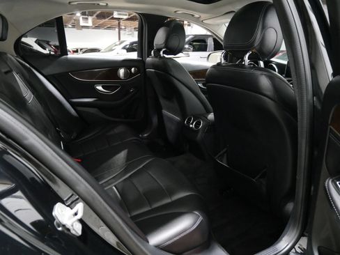 Used 2015 Mercedes-Benz C 300 4MATIC Sedan image 11