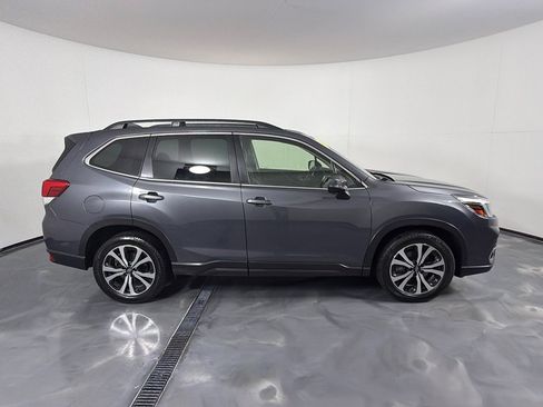 Used 2021 Subaru Forester Limited w/ Popular Package #3 AWD/4WD image 4