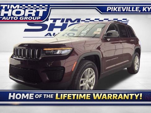 Used 2024 Jeep Grand Cherokee Laredo X AWD/4WD image 1