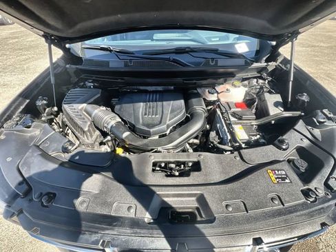 Used 2025 GMC Acadia Elevation image 29