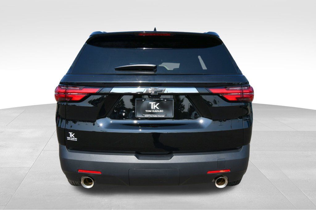 Used 2024 Chevrolet Traverse RS AWD/4WD image 6
