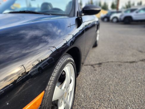 Used 2001 Porsche Boxster image 28