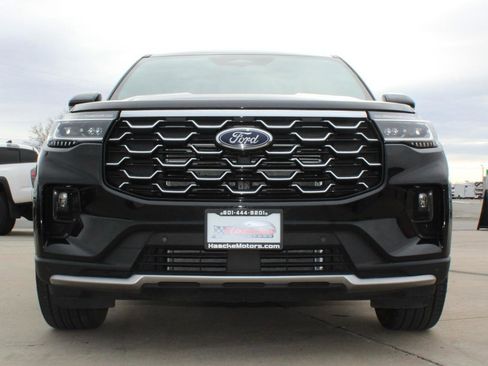 Used 2025 Ford Explorer Platinum w/ LUX Leather Package AWD/4WD image 15