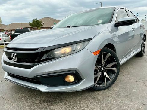 Used 2019 Honda Civic Sport image 3