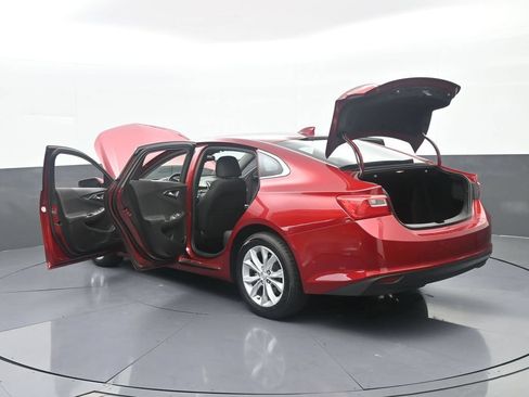 Used 2025 Chevrolet Malibu LT FWD image 74