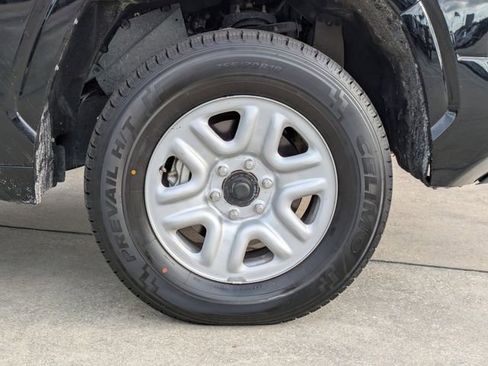 Used 2023 Toyota Tundra SR w/ SR Tow Package image 11