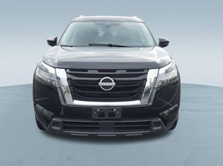 Used 2023 Nissan Pathfinder SV video 2