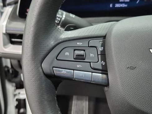 Used 2024 Cadillac XT4 Sport image 28