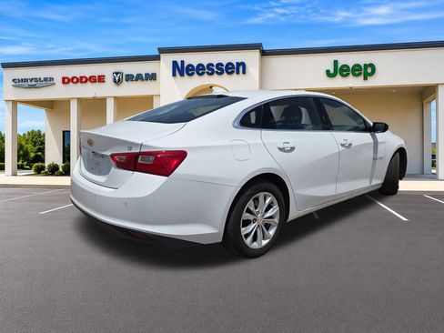 Used 2024 Chevrolet Malibu LT FWD image 7