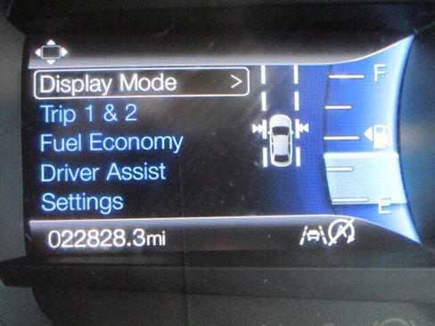 Used 2024 Ford Edge SEL w/ Convenience Package image 18