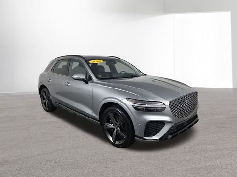 Used 2023 Genesis GV70 2.5T w/ Sport Prestige Package image 13
