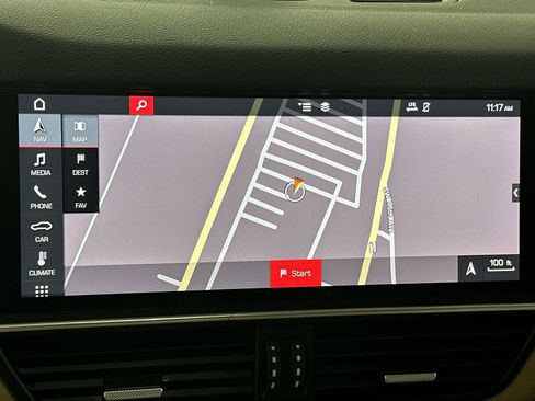 Used 2019 Porsche Cayenne image 22