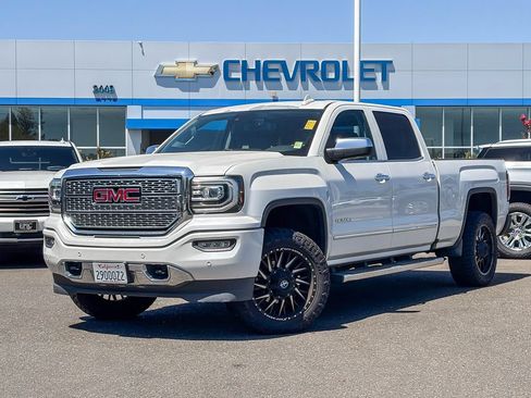 Used 2017 GMC Sierra 1500 Denali AWD/4WD image 1