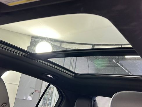 Used 2024 Cadillac XT4 Sport w/ Cold Weather Package image 37