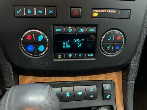 Used 2011 Buick Enclave CXL w/ Trailering Provision Package image 16