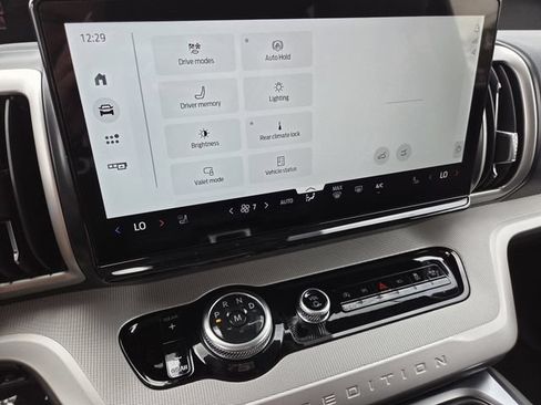 New 2026 Ford Expedition Active RWD image 8