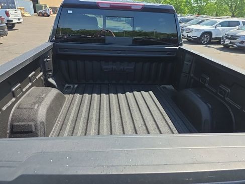 Used 2024 GMC Sierra 1500 Elevation w/ Elevation Premium Package AWD/4WD image 8