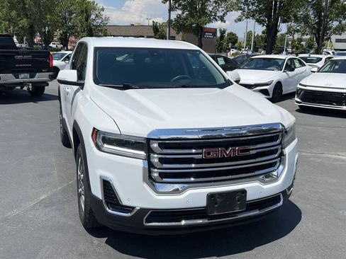 Used 2023 GMC Acadia SLE AWD/4WD image 4