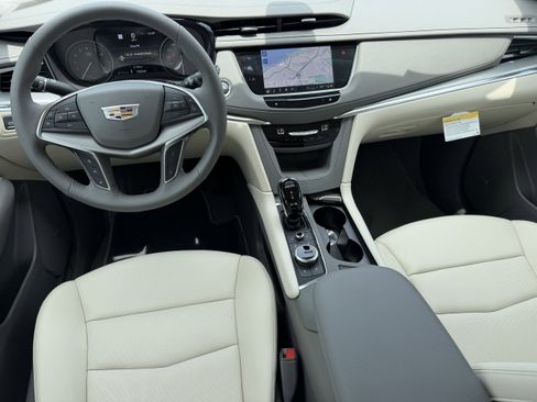 New 2026 Cadillac XT5 Premium Luxury w/ Driver Assist Package FWD image 13