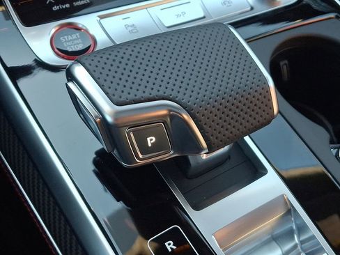 New 2026 Audi SQ8 Prestige image 7