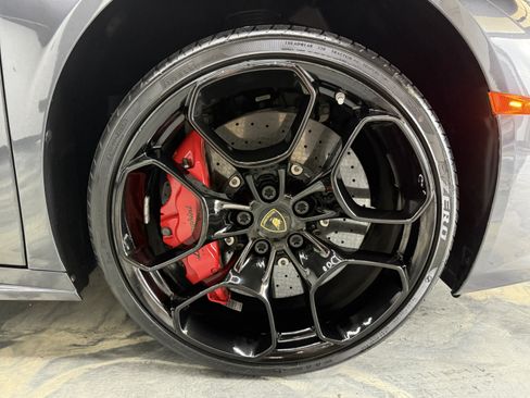 Used 2017 Lamborghini Huracan LP 610-4 AWD/4WD image 53