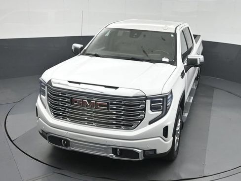 Used 2023 GMC Sierra 1500 Denali w/ Technology Package AWD/4WD image 46
