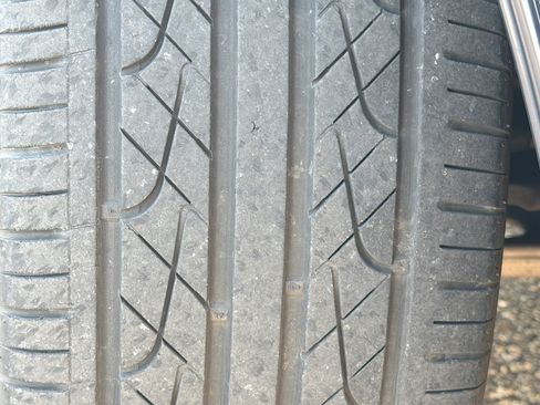 Used 2018 Kia Cadenza Premium image 40