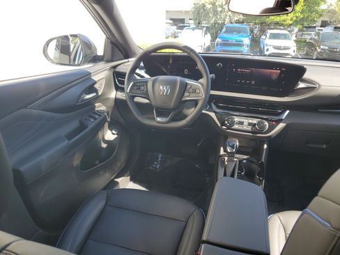 Used 2024 Buick Envista Sport Touring w/ Convenience I Package FWD image 15