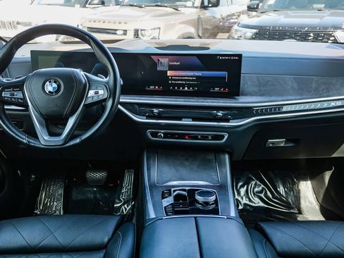 Used 2024 BMW X5 xDrive40i AWD/4WD image 12