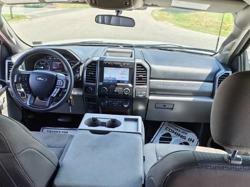 Used 2022 Ford F350 XLT w/ Black Appearance Package AWD/4WD image 19