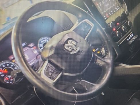 Used 2020 RAM 1500 Laramie image 9