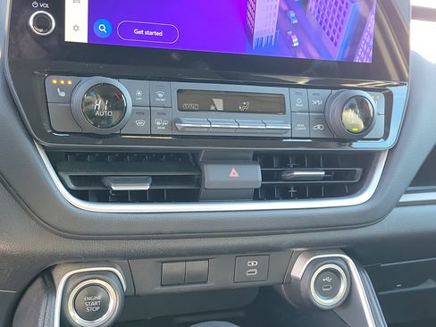 Used 2024 Toyota Grand Highlander XLE image 27