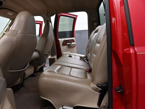 Used 2001 Ford F250 Lariat image 23