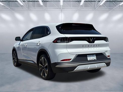 New 2025 VinFast VF 8 Plus AWD/4WD image 4