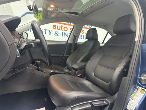 Used 2018 Volkswagen Jetta SE FWD image 7