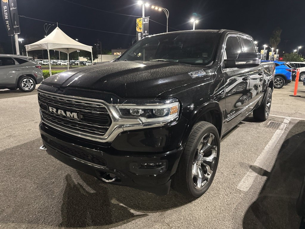 Used 2023 RAM 1500 Limited AWD/4WD image 2