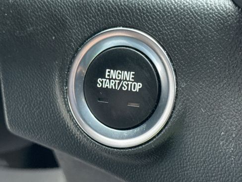 Used 2023 GMC Terrain SLT AWD/4WD image 19