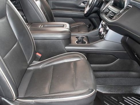 Used 2021 GMC Yukon XL SLT w/ SLT Luxury Plus Package RWD image 10