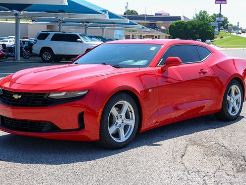 Used 2019 Chevrolet Camaro LT RWD image 24