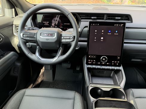 New 2026 GMC Terrain AT4 image 17